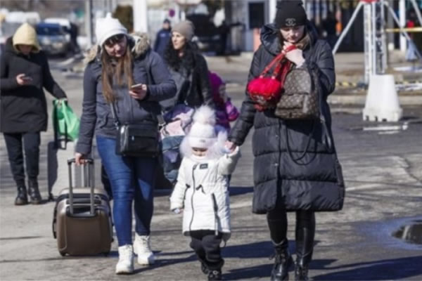 Arrivals from Ukraine are almost all women and children