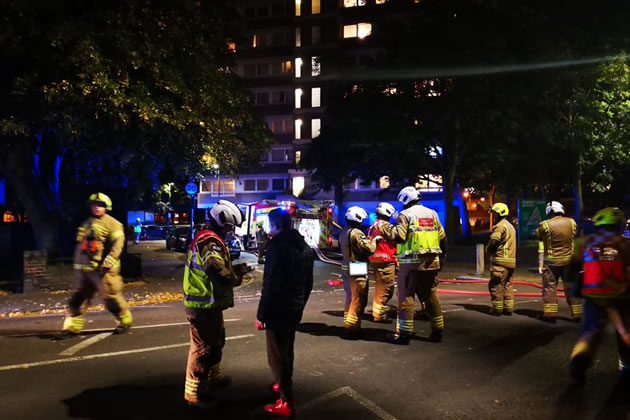 Block of Flats Catches Fire in Battersea
